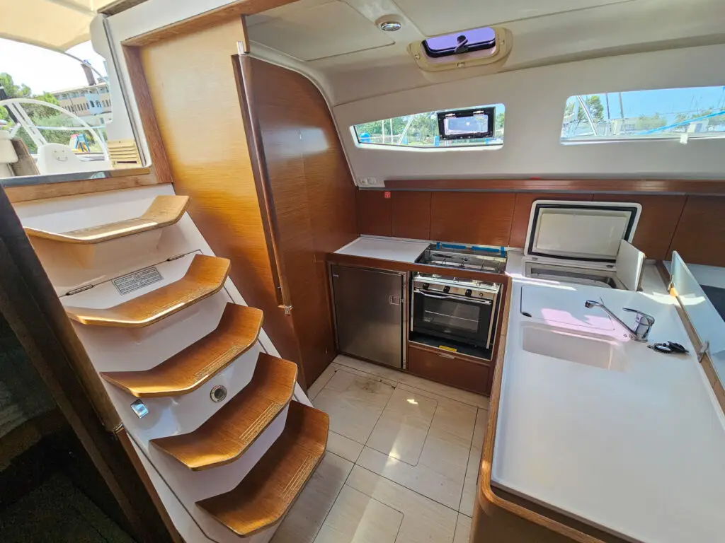 Sailboat Beauty AS - kitchen. Elan 444 Impression, built in 2014 and docked in IZOLA.